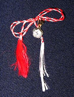 250px-Martisor_jewel_1