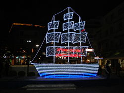 250px-xmas_ship1.jpg